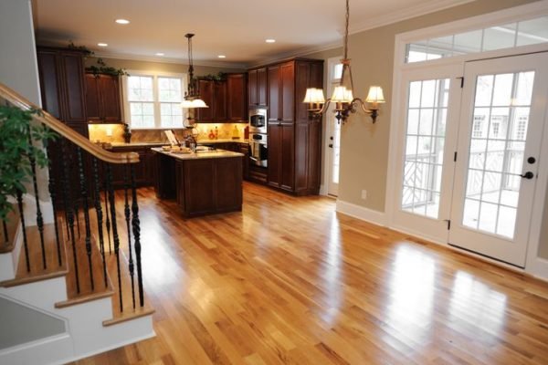 33441dcbefbf19855e810a809ccbe36e--light-hardwood-floors-engineered-hardwood-flooring